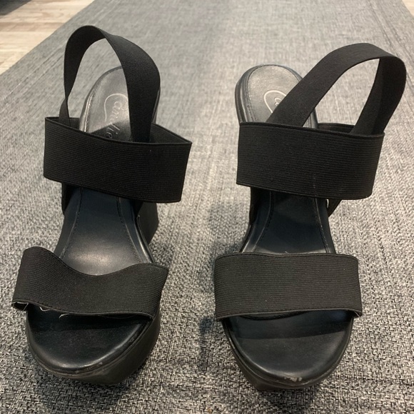 Candie's Shoes - Black strappy wedges.